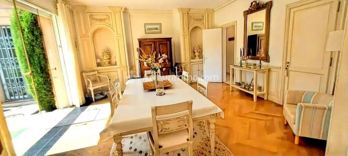 Maison à AUSSILLON