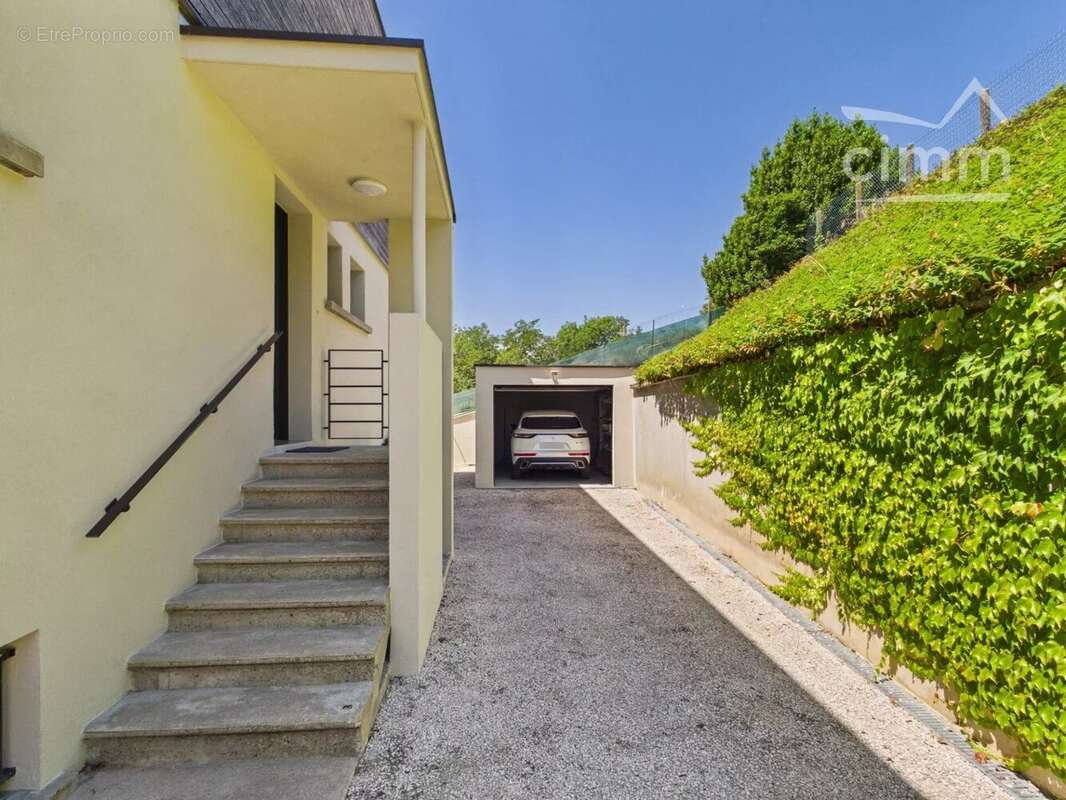 Maison 188 m² à Vourey  - photo 19