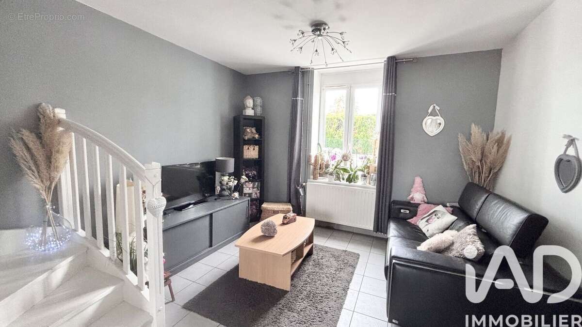 Photo 9 - Maison à ROCHE-LA-MOLIERE