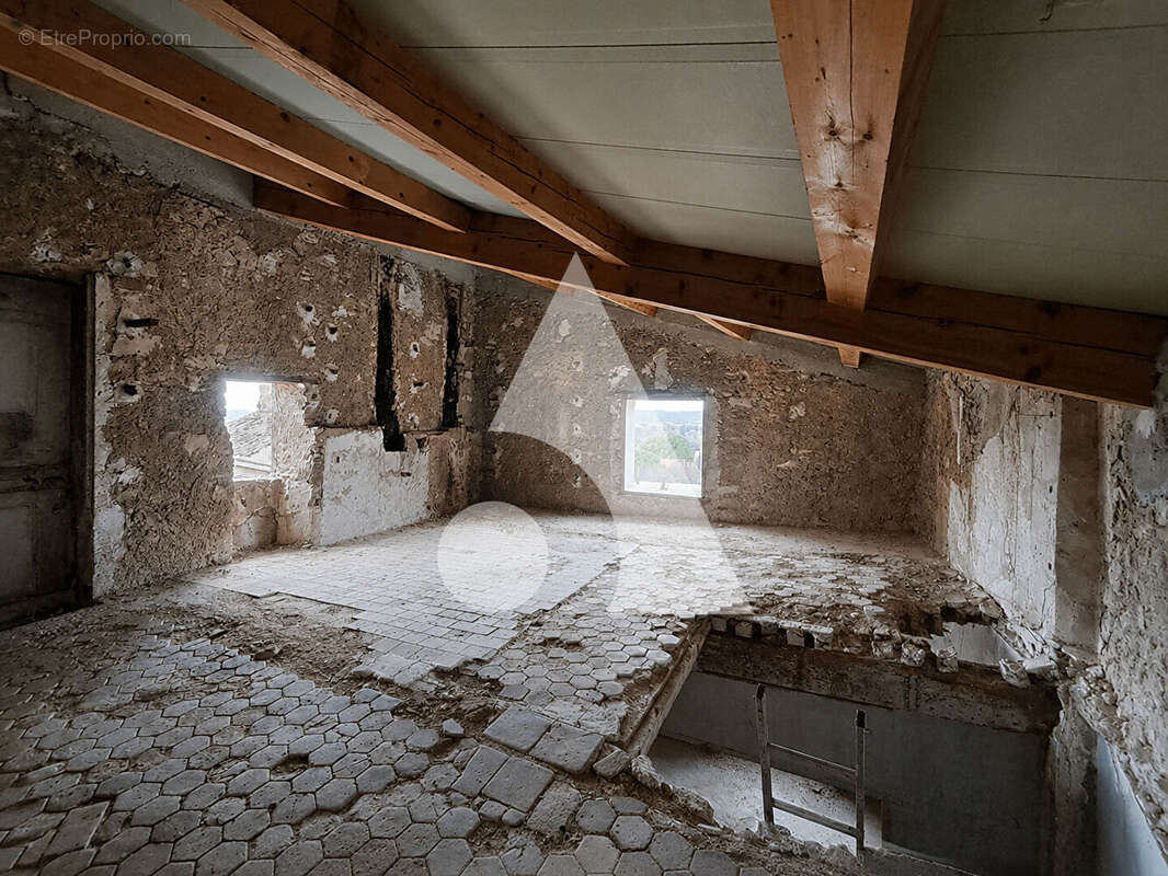 Appartement à CAROMB