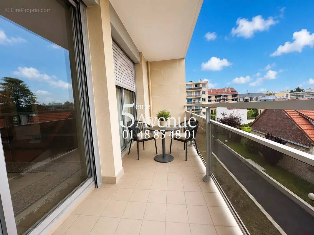 Appartement à SAINT-MAUR-DES-FOSSES