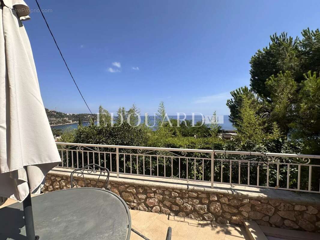 Appartement à ROQUEBRUNE-CAP-MARTIN