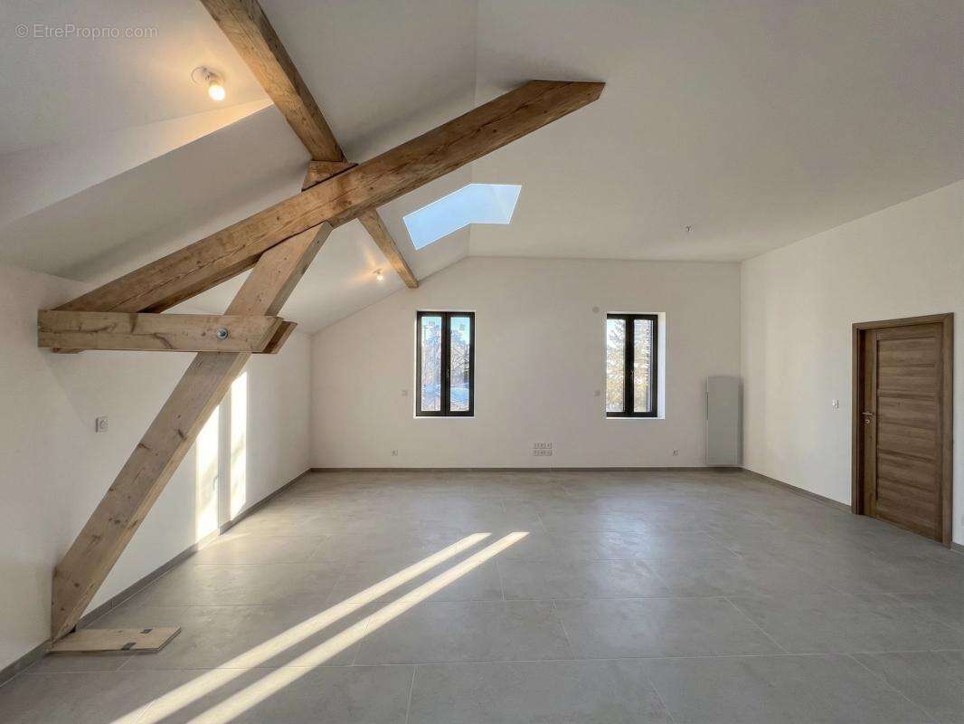 Appartement à EXCENEVEX