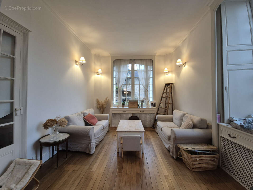 Maison à SABLE-SUR-SARTHE