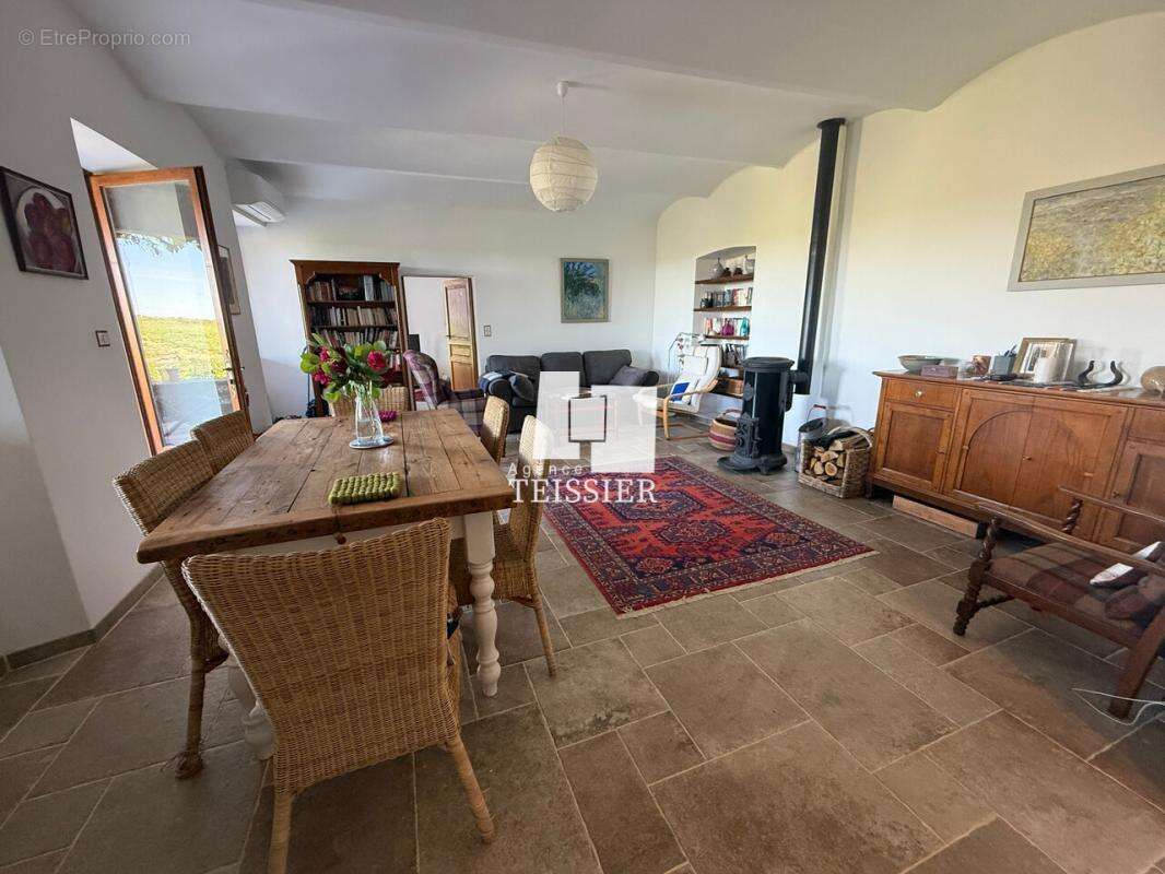 Maison à SAINT-PAUL-LE-JEUNE