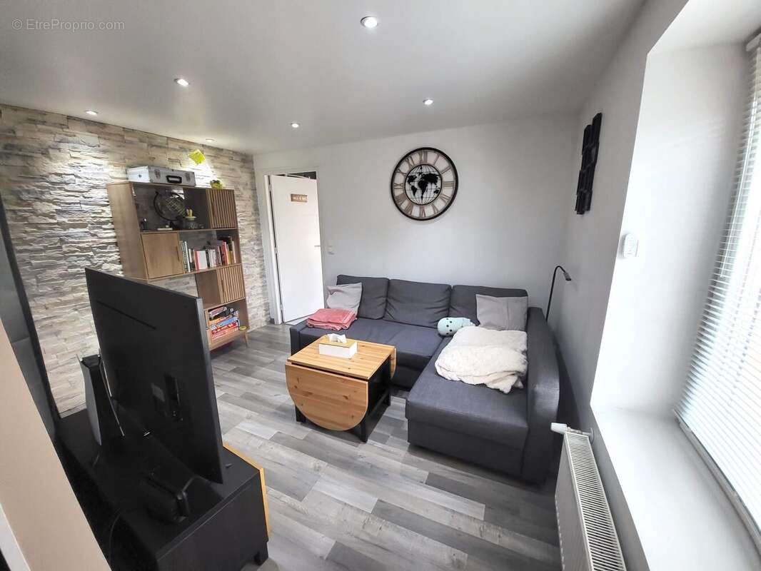 Maison 60 m² à Baslieux  - photo 2