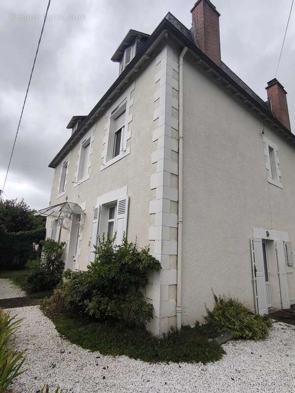 Maison à ROCHECHOUART