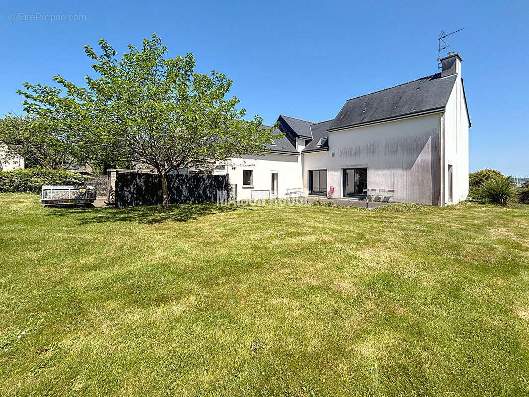 Maison à PLOUER-SUR-RANCE