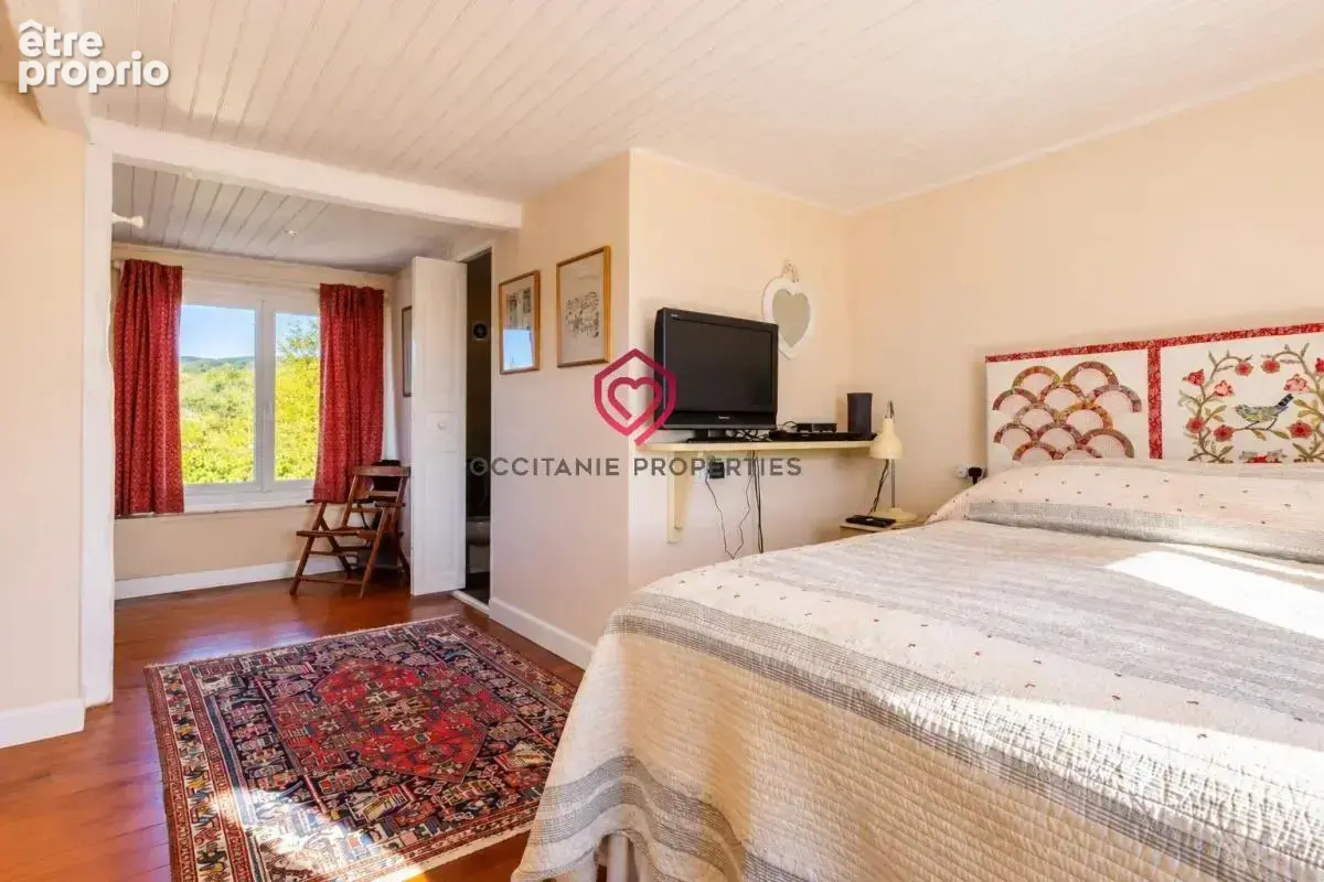 Maison de caractère avec 6 chambres, piscine et vue dégagée sur les Pyrénées - photo 18