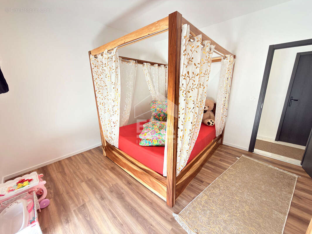 Maison à BONCHAMP-LES-LAVAL