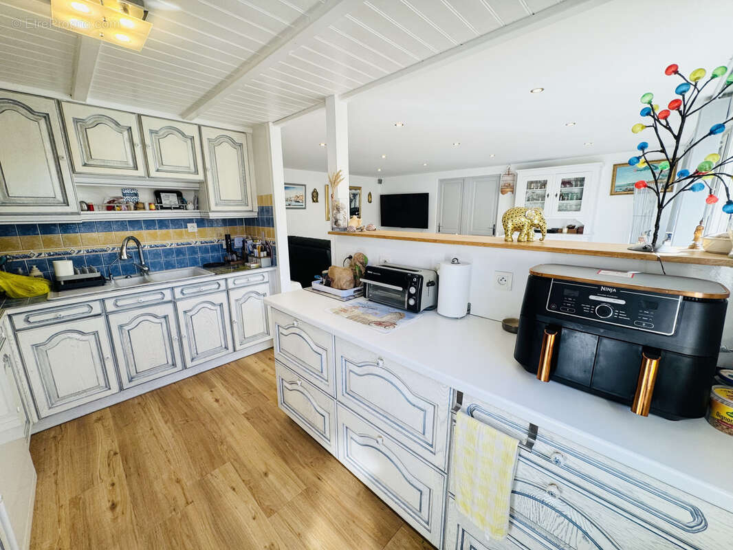 Maison à BORMES-LES-MIMOSAS