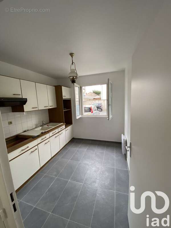 Photo 7 - Appartement à LIVRY-GARGAN