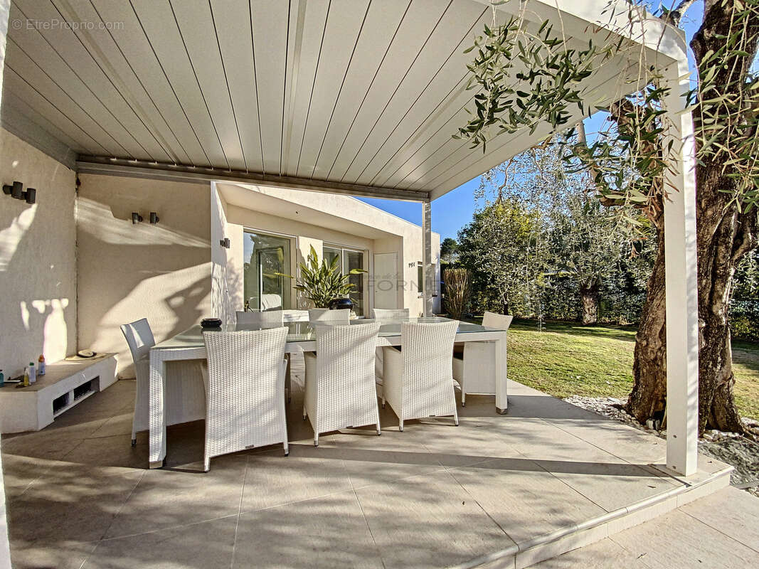 Mougins - Villa contemporaine 6 pièces - photo 12