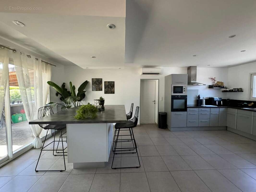 Maison 100 m² à Orban  - photo 5