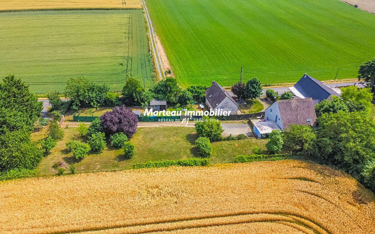 Maison à NEUVY-EN-CHAMPAGNE