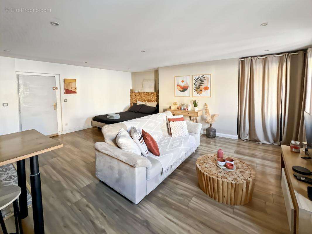 Appartement à FREJUS