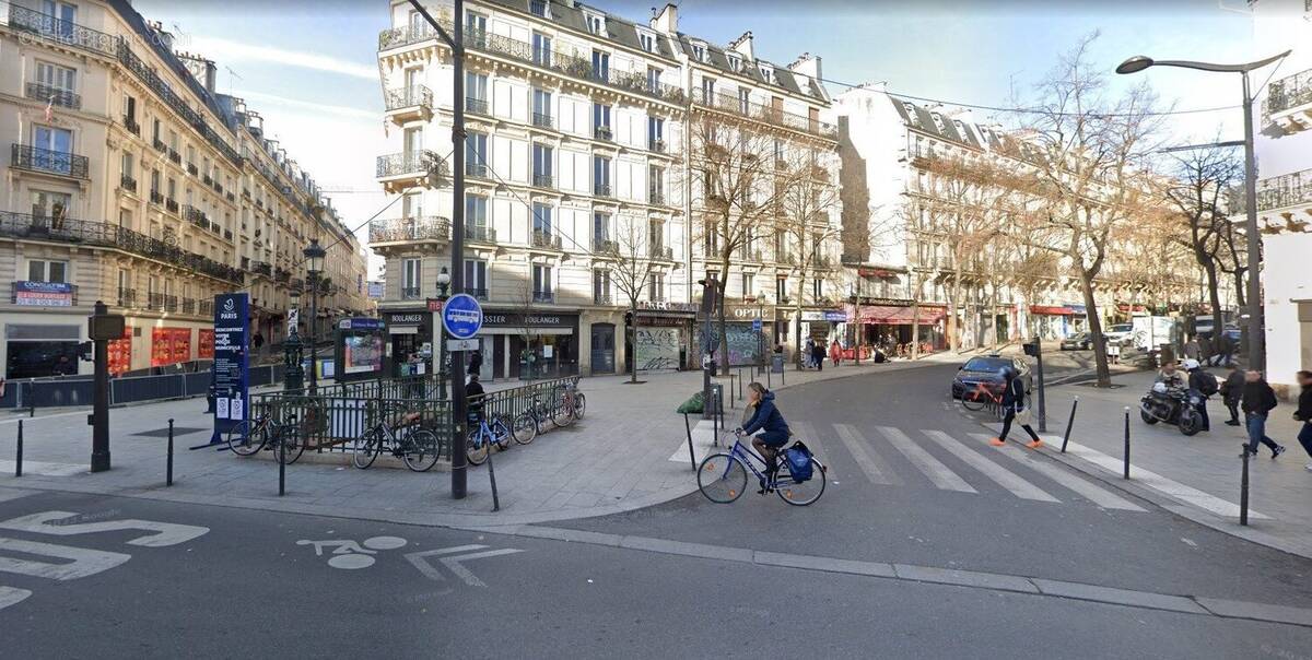 Commerce à PARIS-18E