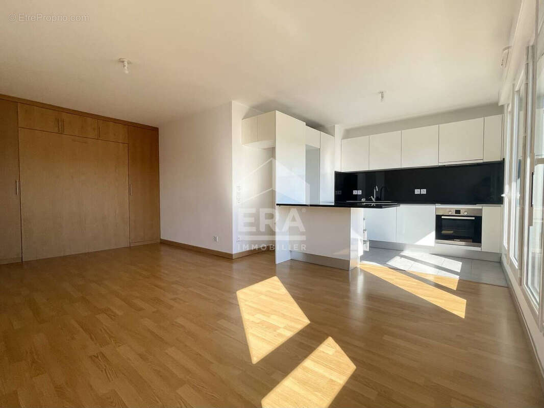 Appartement à PONTAULT-COMBAULT