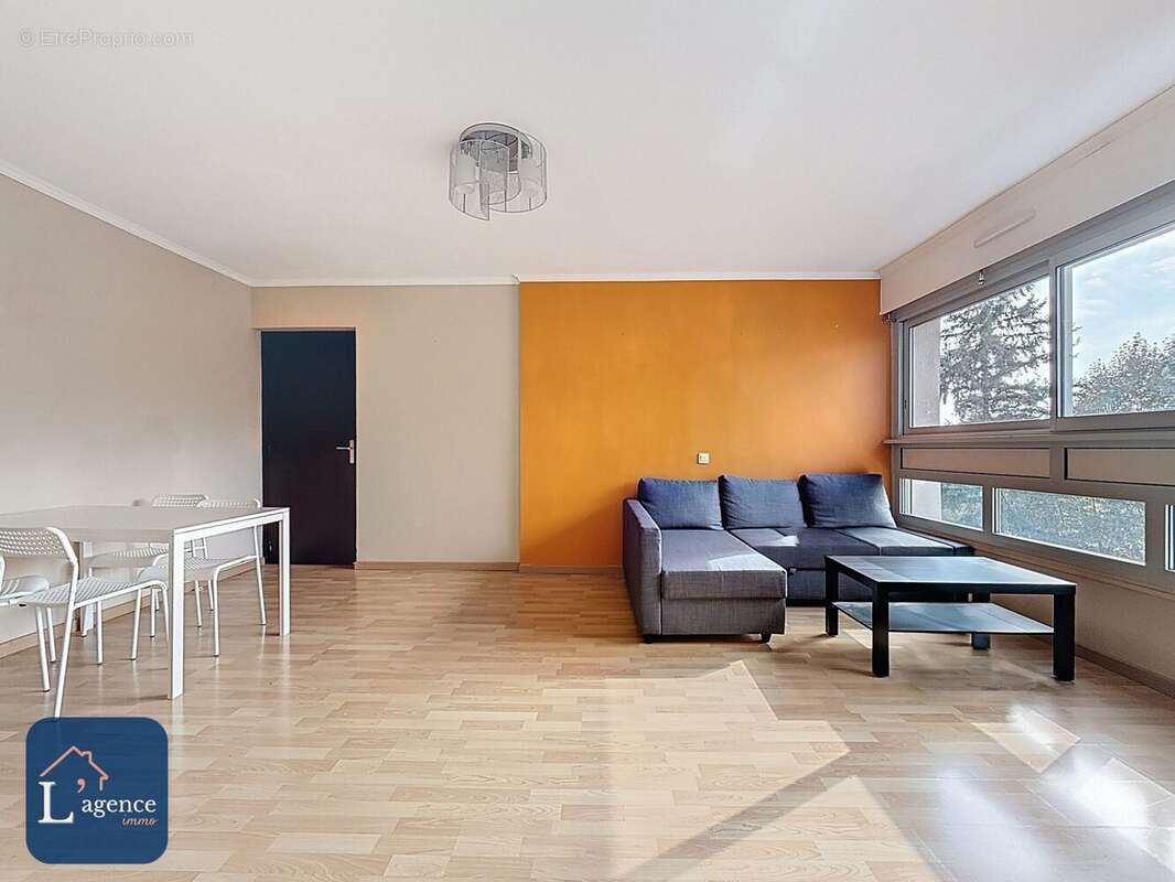 Appartement à FERNEY-VOLTAIRE