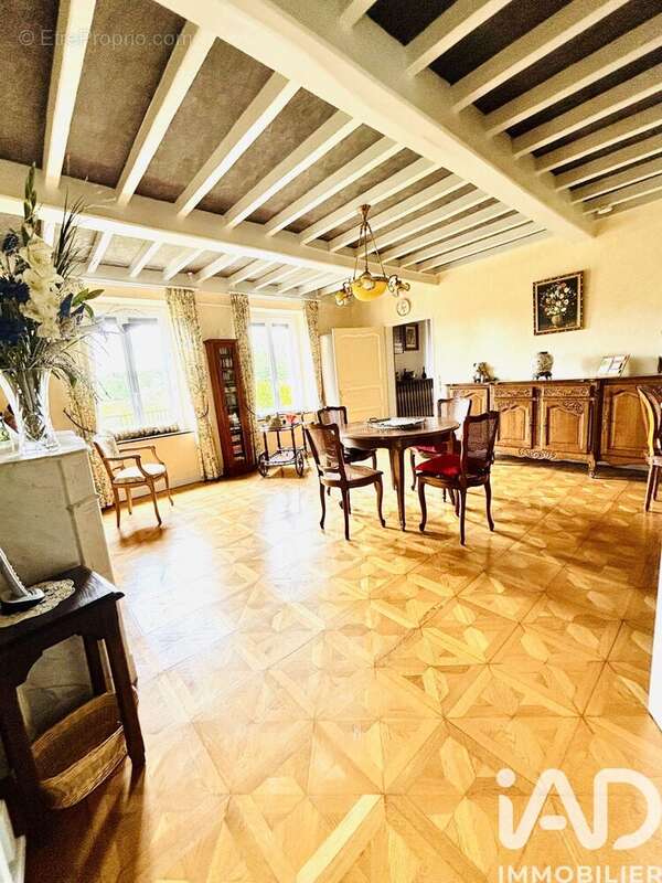 Maison 255 m² à Etalle  - photo 9