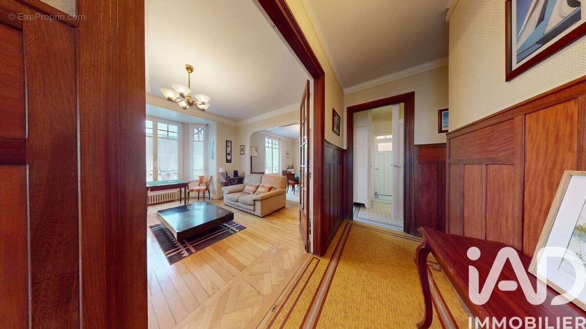 Photo 5 - Maison à MONTEREAU-FAULT-YONNE