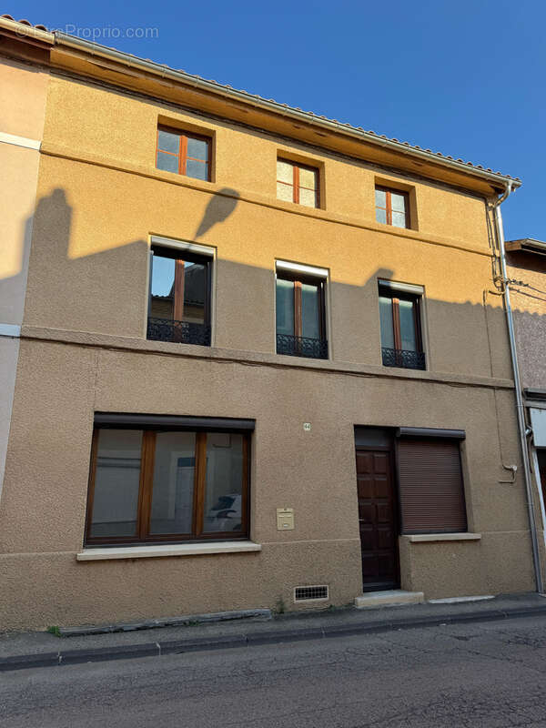 Maison à LE PEAGE-DE-ROUSSILLON