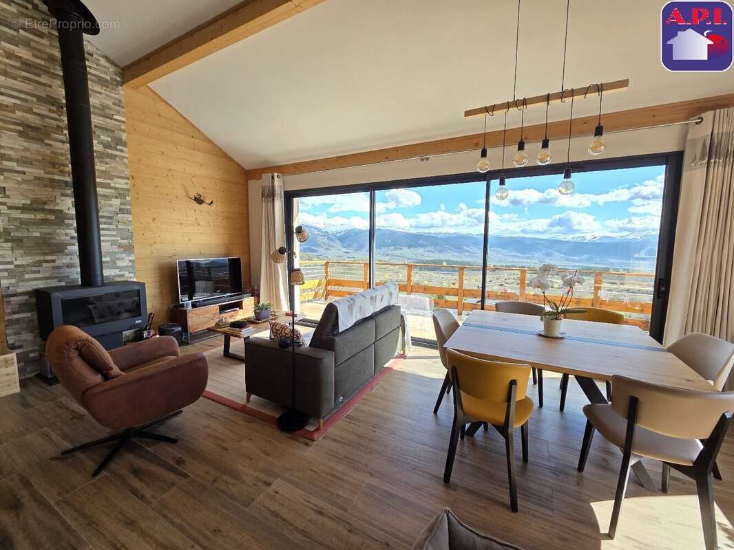 Maison à FONT-ROMEU-ODEILLO-VIA