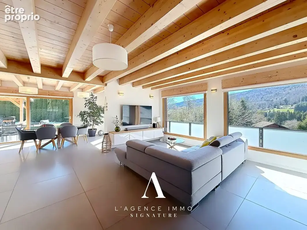 Maison 213 m² à Mijoux  - photo 2