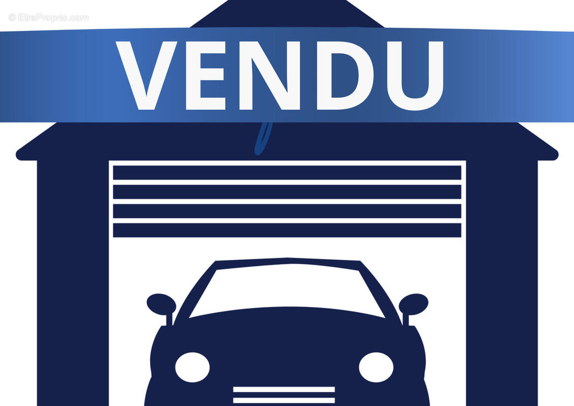 Parking à SIX-FOURS-LES-PLAGES