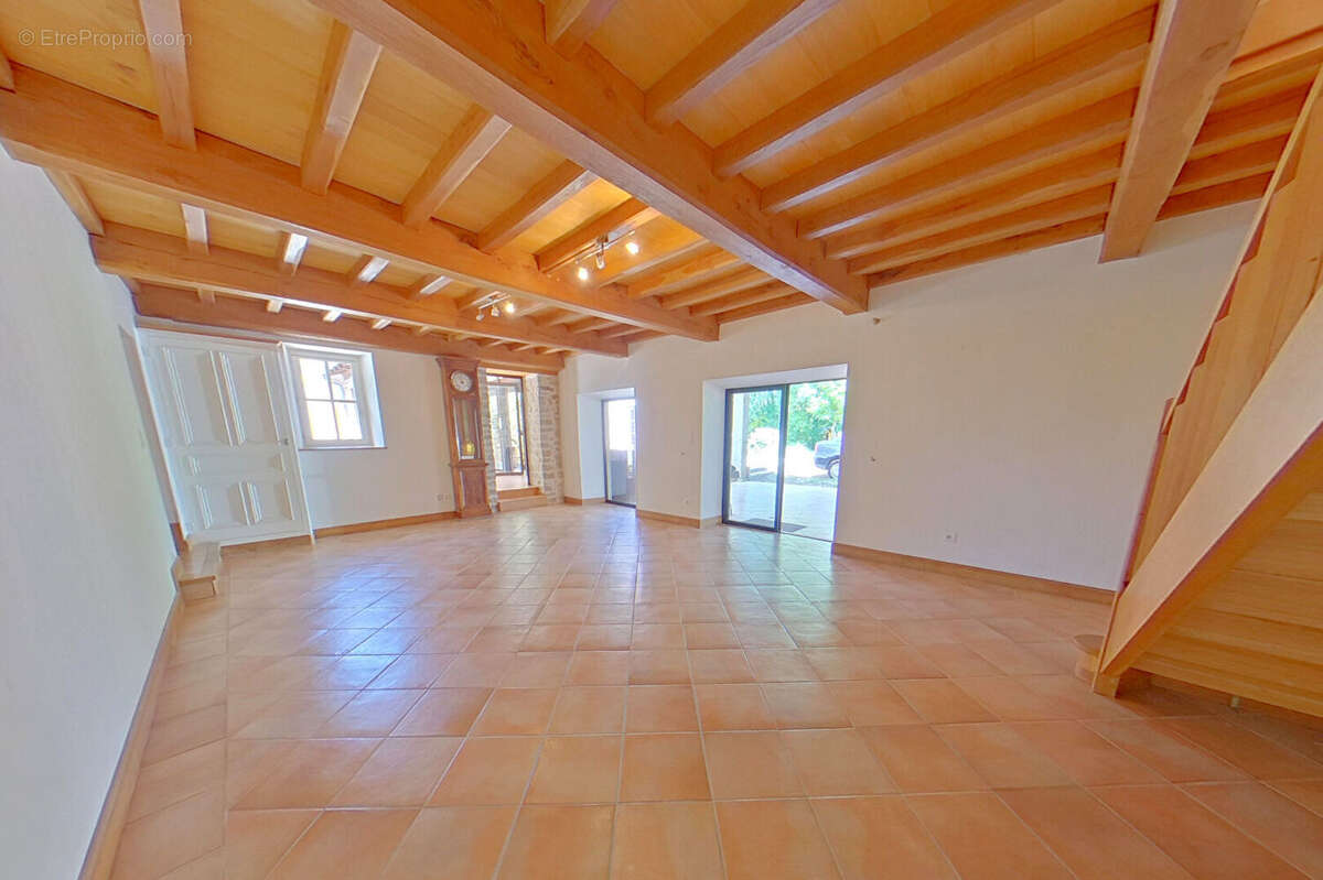 Maison à CAUSSADE