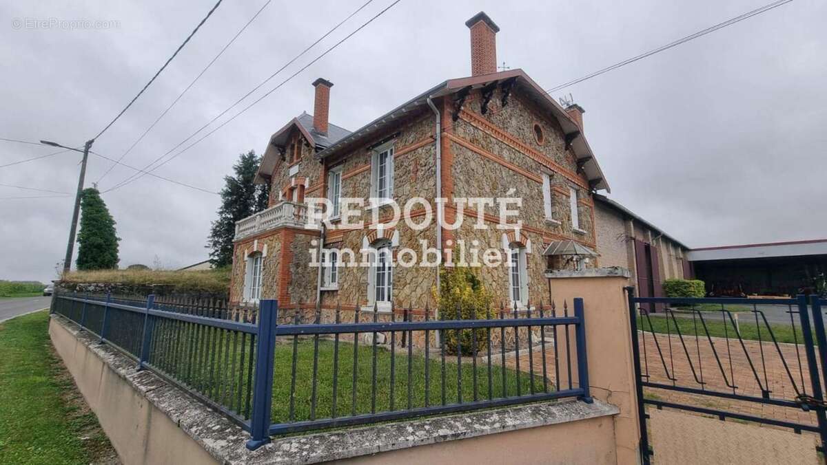 Proche Reims, Maison, corps de ferme et terrain à bâtir - photo 6