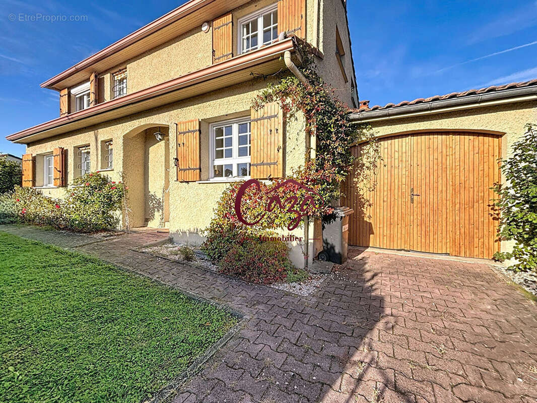 Maison à CARBON-BLANC