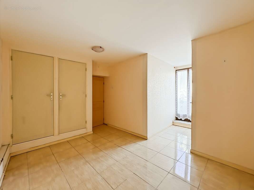 Maison à vendre 6 pièces GONDRIN - photo 3
