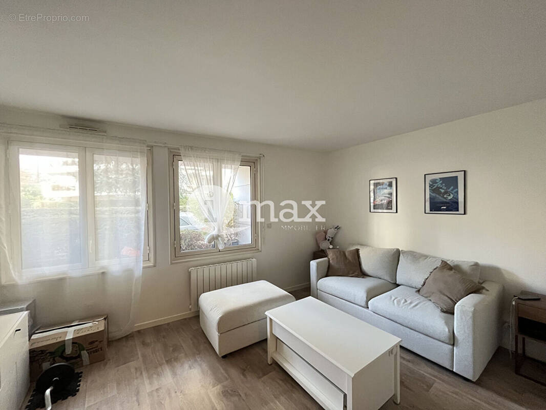 Appartement à LEVALLOIS-PERRET