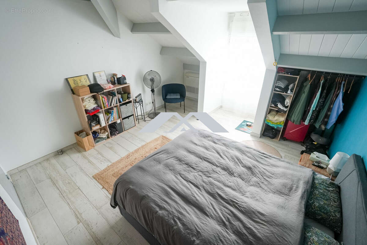 Appartement 71 m² à Les Avirons  - photo 6