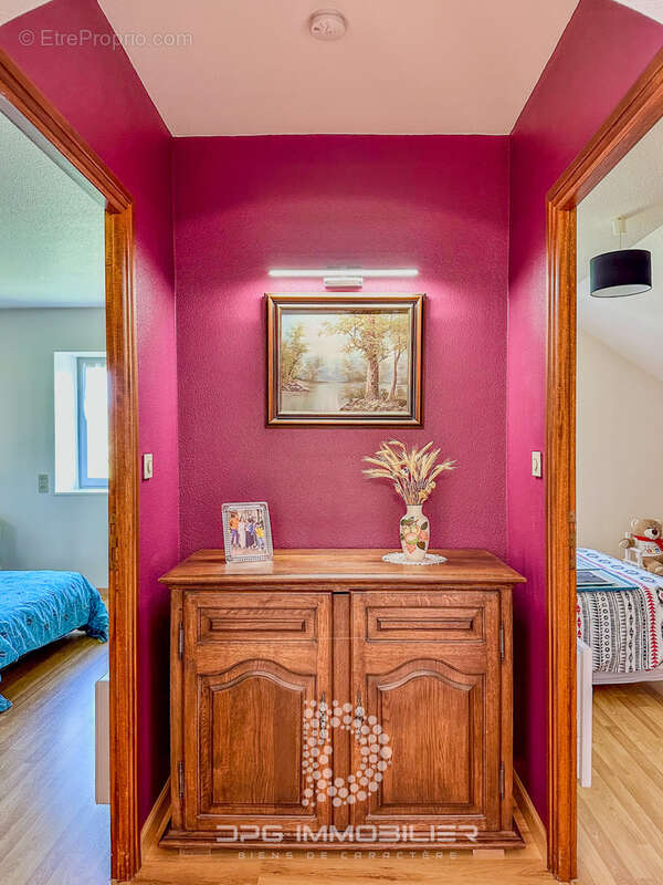 Maison à SAINT-MARCELIN-DE-CRAY