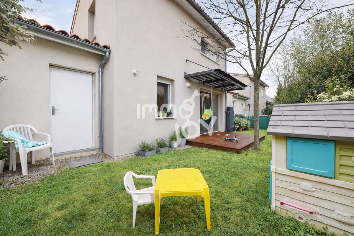 Maison à MONDONVILLE