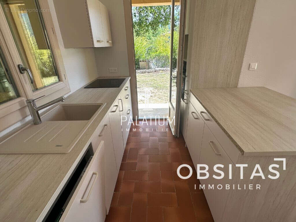 Maison à SAINT-MAIME