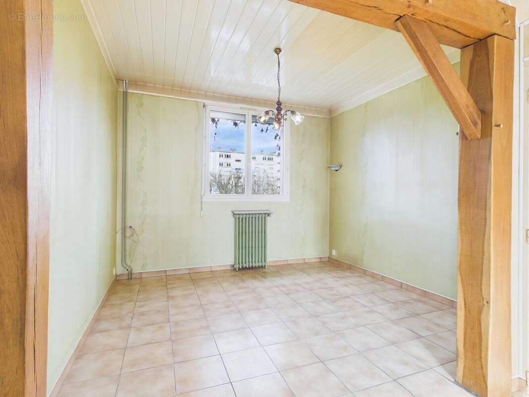 Maison à ROMILLY-SUR-SEINE