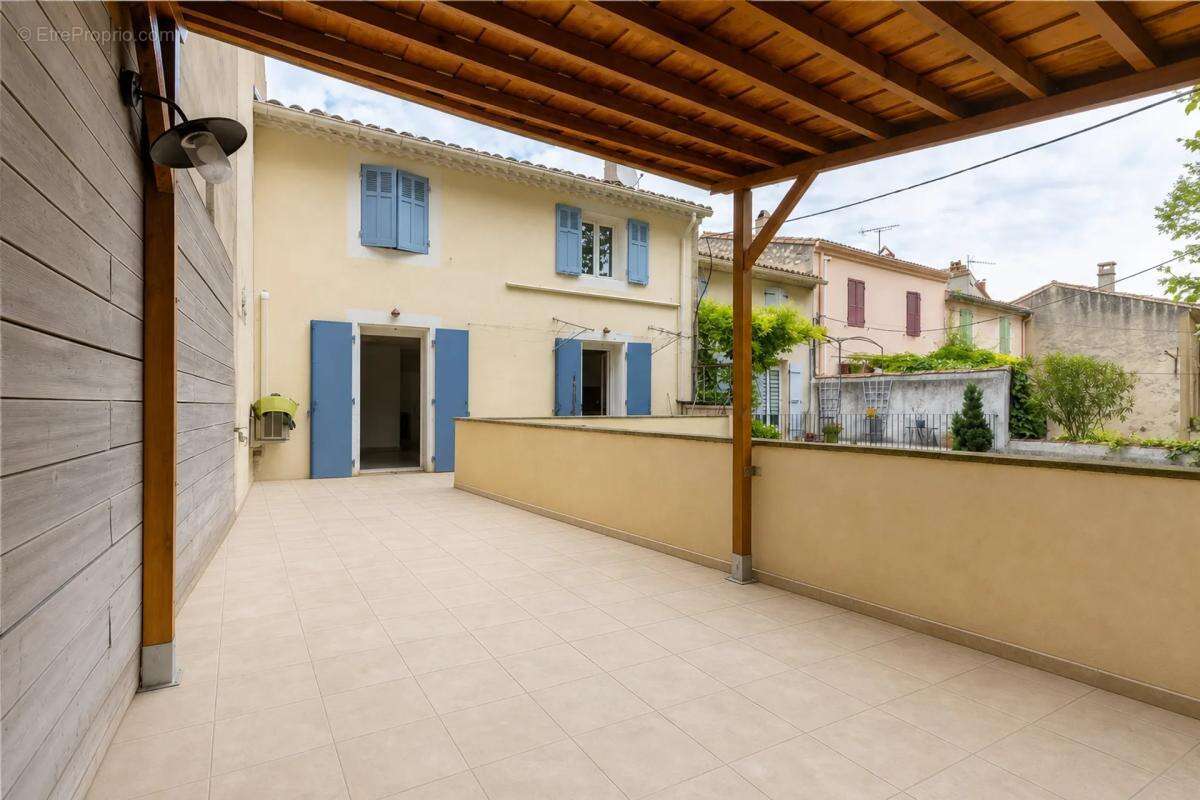 Appartement de 3 pièces de 64,68 m² à Eyguières - photo 6