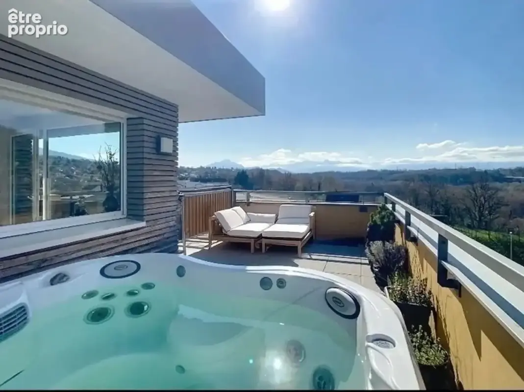 Appartement à vendre 5 pièces Attique à VETRAZ MONTHOUX (74) - photo 2