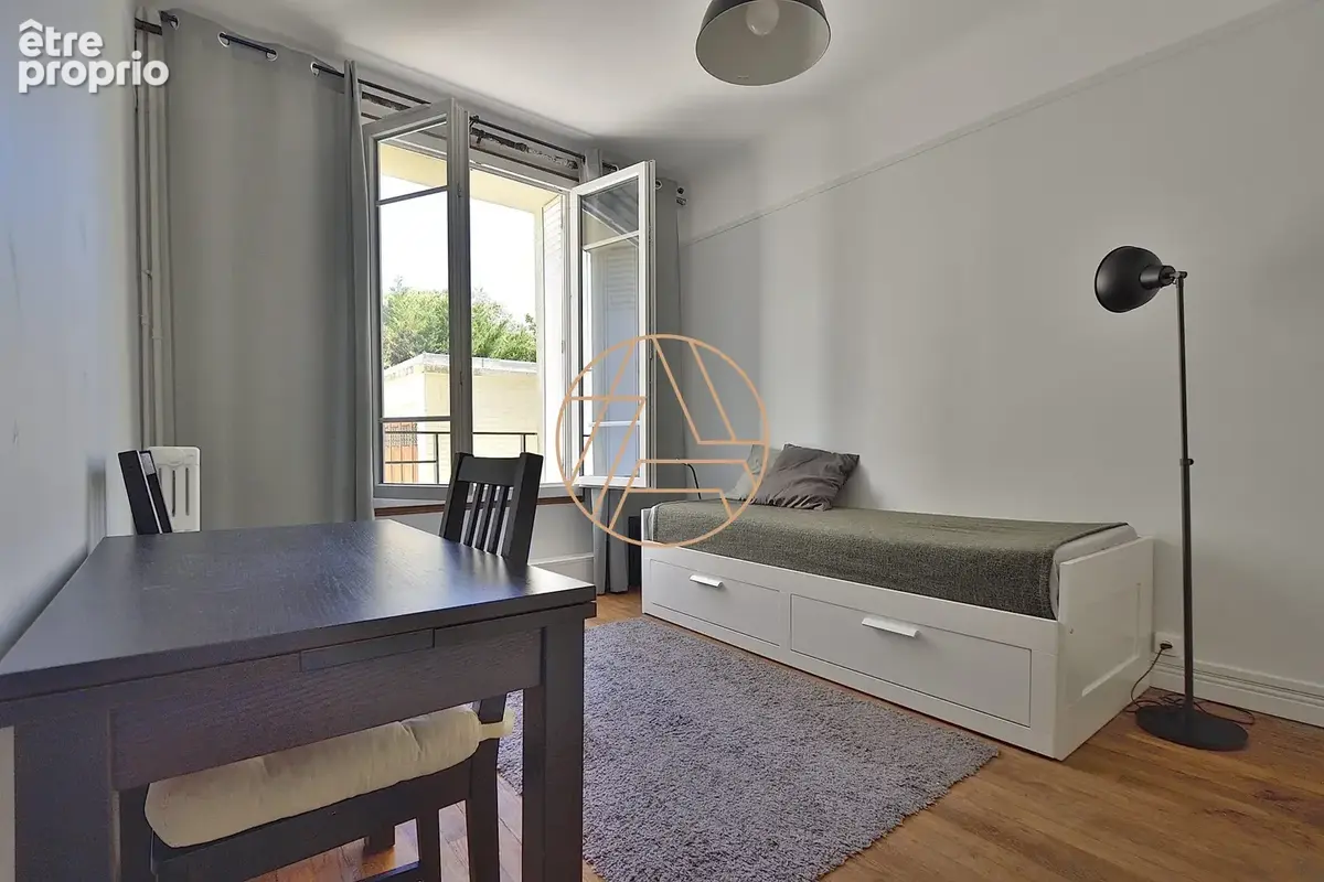 Photo Appartement à Saint-Maur-Des-Fosses au prix de 139 000€