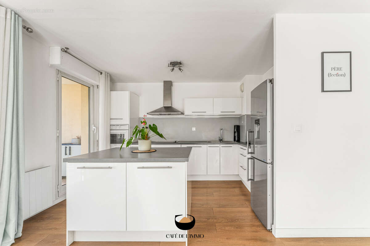 Appartement à MARSEILLE-8E