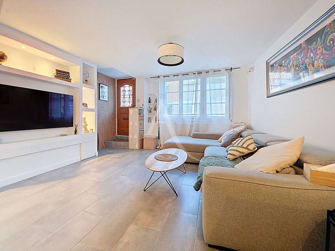 Maison à MANTES-LA-JOLIE