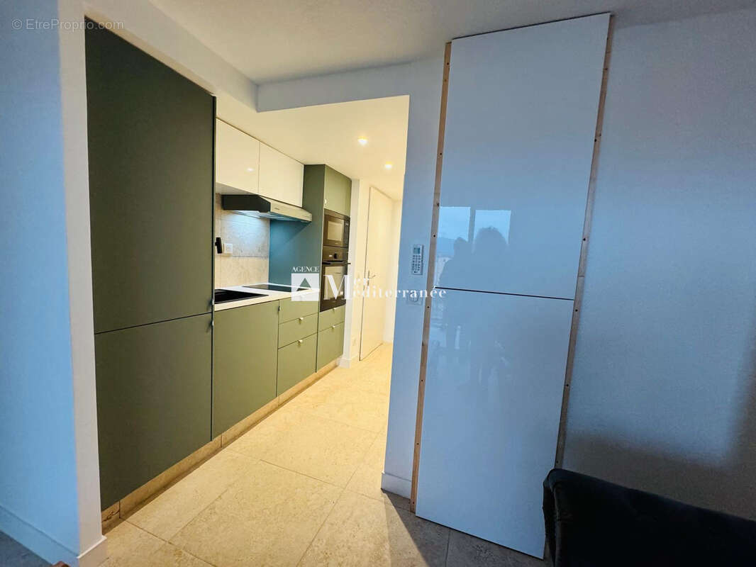 Appartement à COGOLIN