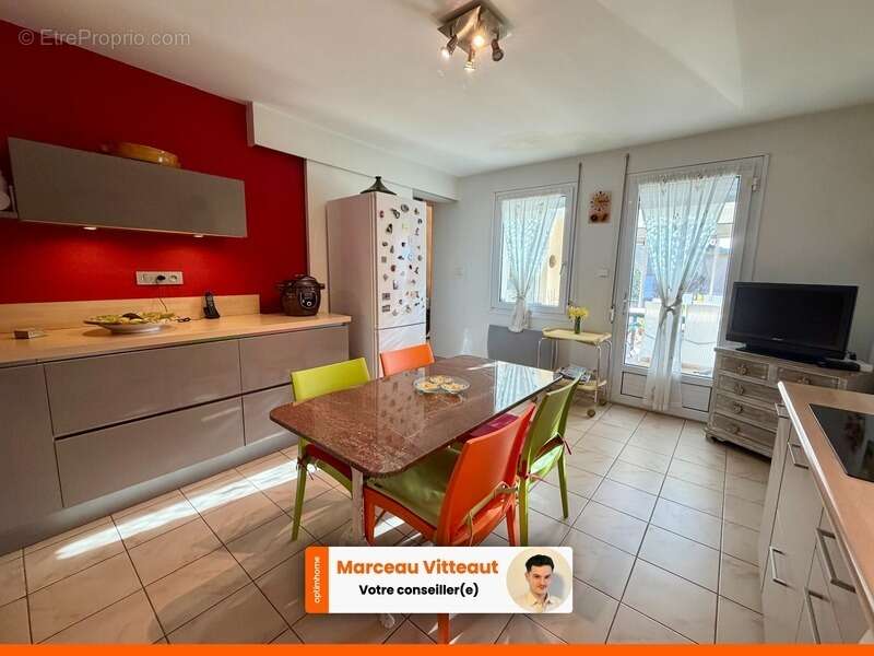 Maison à CHARNAY-LES-MACON