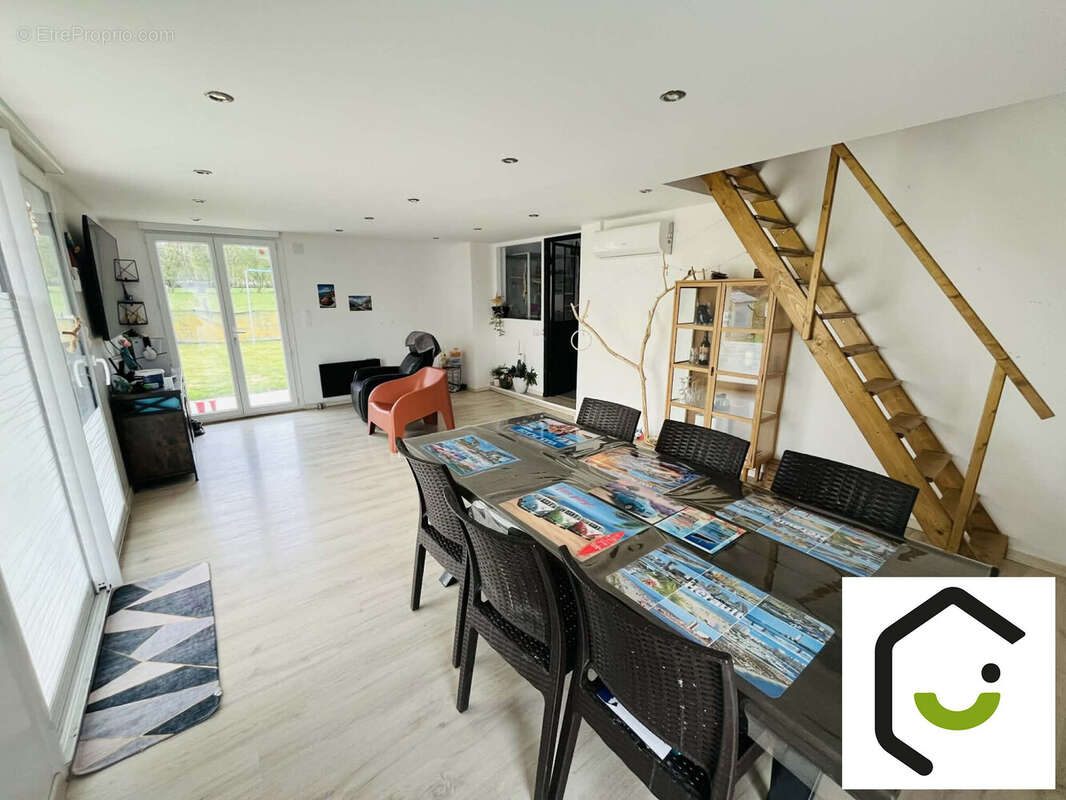 Maison à BEAUQUESNE