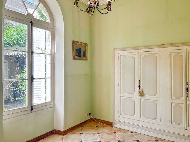 LECTOURE, centre ville maison de plain pied avec garage et jardin - photo 16