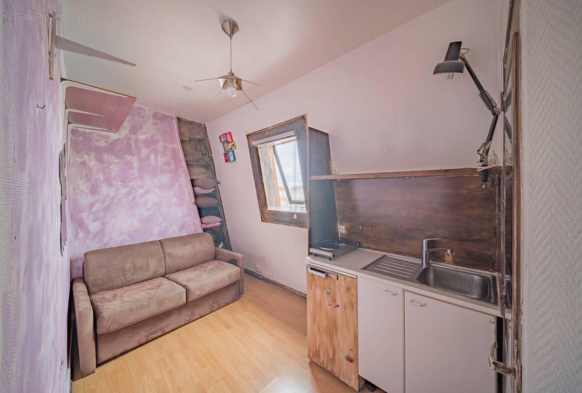 Appartement à PARIS-14E