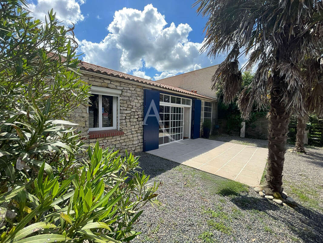 Maison à LONGEVILLE-SUR-MER